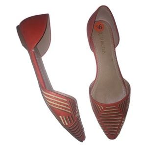 Restricted 9.5 orange gold pointy flats